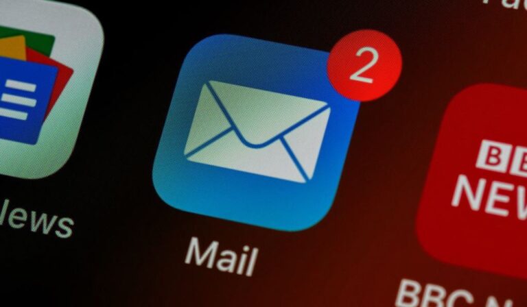 Cómo restaurar el ícono de correo electrónico en el iPhone (y por qué desapareció)