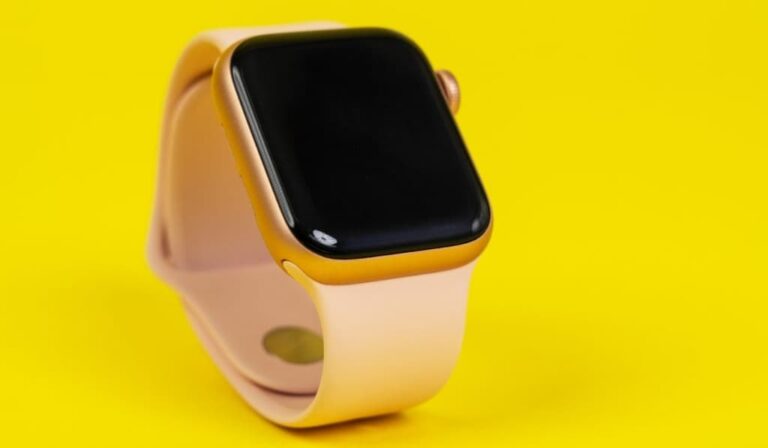 Lo que necesita saber sobre la función celular en un Apple Watch 6